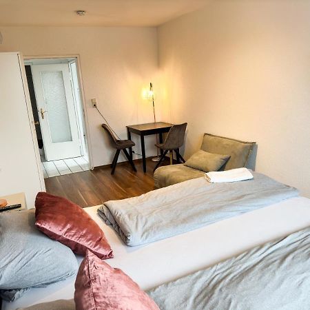Apartment Fuer 3 Gaeste Kostenlose Parkplaetze Und Lift Hannover Exteriör bild