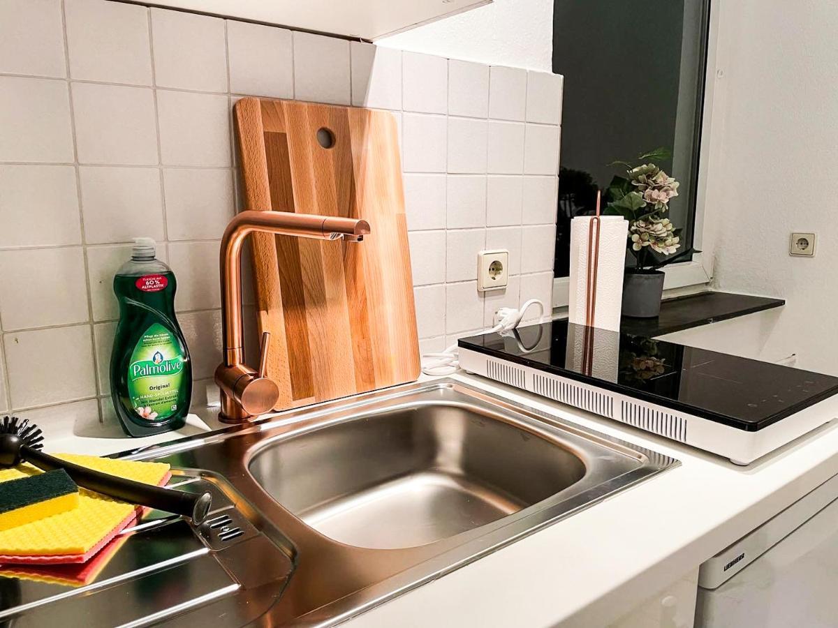 Apartment Fuer 3 Gaeste Kostenlose Parkplaetze Und Lift Hannover Exteriör bild
