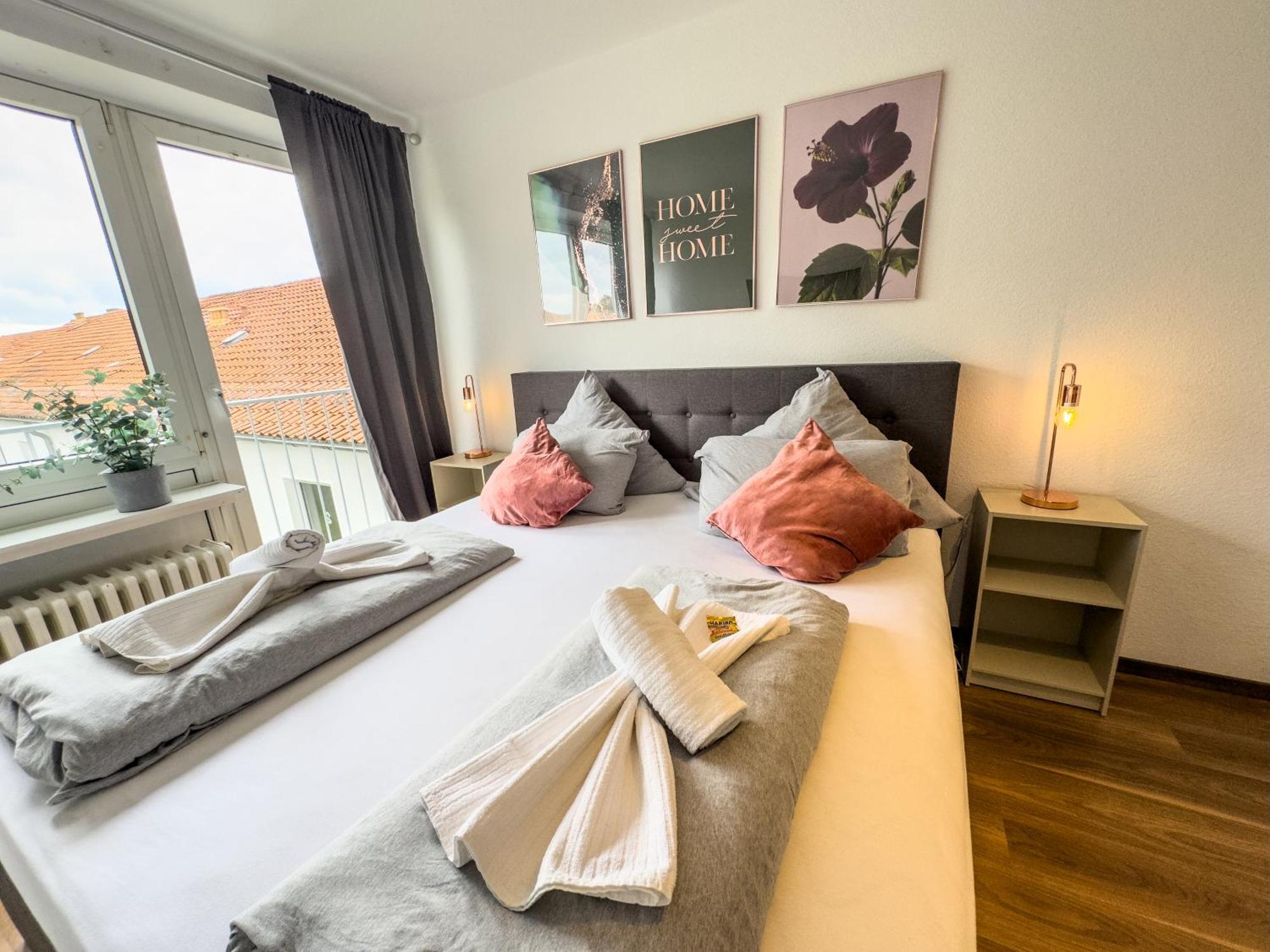 Apartment Fuer 3 Gaeste Kostenlose Parkplaetze Und Lift Hannover Exteriör bild